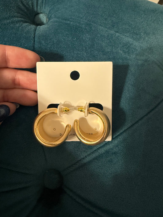 Gradual Wide Gold Hoops